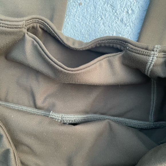 Halara Olive Green Flare Legging Size Medium - Picture 4 of 4